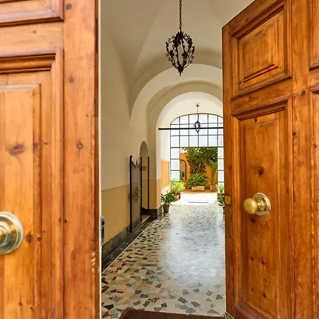 דירה Labi Colossevm *