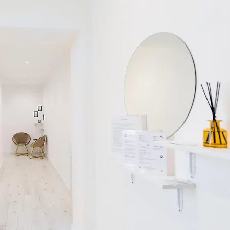 Apartament Labi Colossevm
