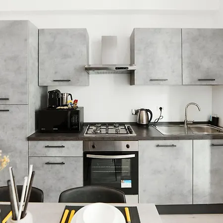 Apartament Labi Colossevm